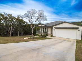 8011 Flintlock CIR, Lago Vista TX 78645