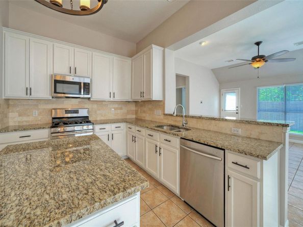 8802 Colberg DR, Austin TX 78749