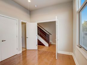 1702 S Lamar BLVD 11, Austin TX 78704