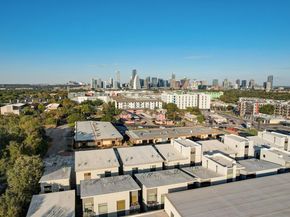 1702 S Lamar BLVD 11, Austin TX 78704