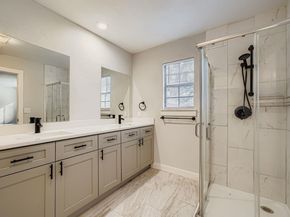 11101 Country KNL, Austin TX 78750