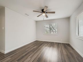 11101 Country KNL, Austin TX 78750