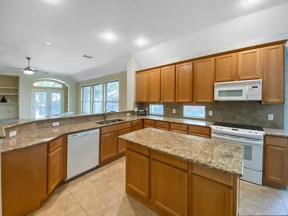 6402 Abilene TRL, Austin TX 78749