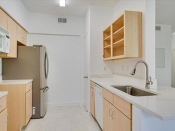 2209 Hancock DR