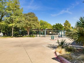 2209 Hancock DR 11, Austin TX 78756
