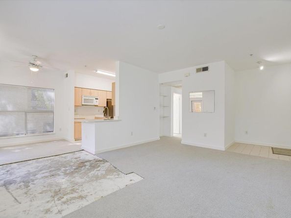 2209 Hancock DR 11, Austin TX 78756