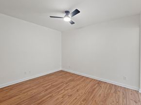 2303 East Side DR 211, Austin TX 78704