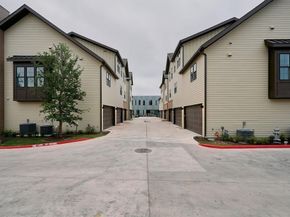 2209 Woodland Ave 502, Austin TX 78741
