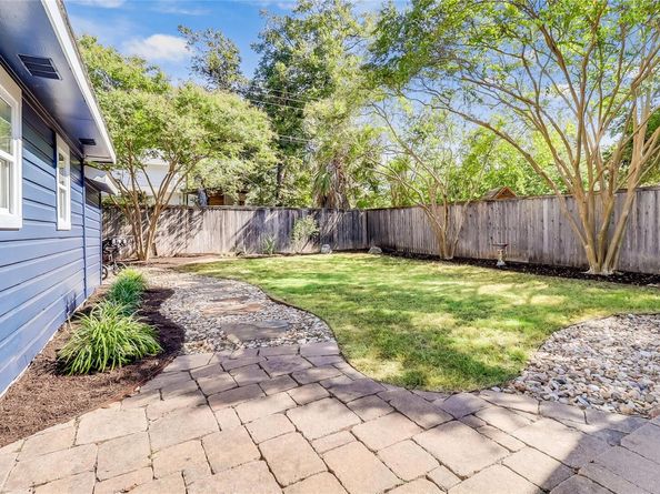 2908 Perry LN, Austin TX 78731