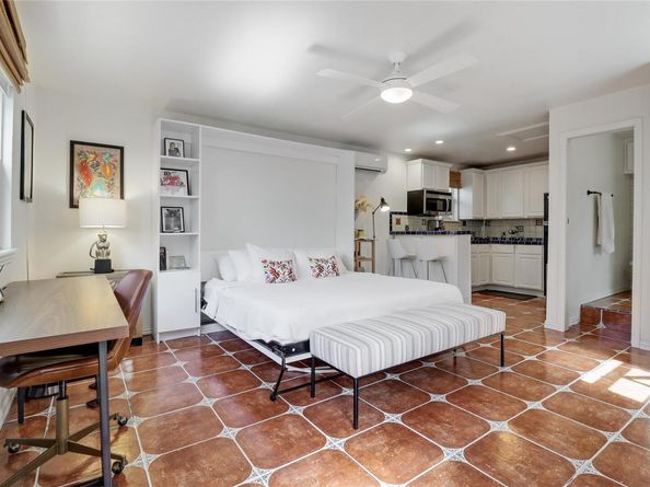 2908 Perry LN, Austin TX 78731