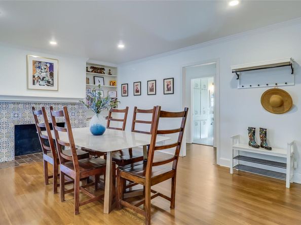2908 Perry LN, Austin TX 78731