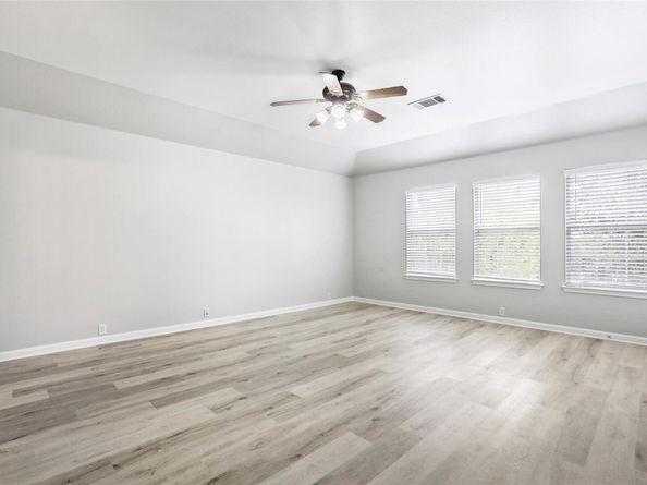 Undisclosed Address #3676305, Round Rock TX 78665