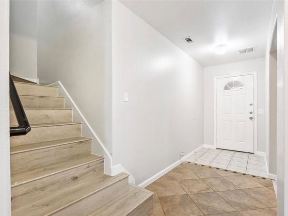 Undisclosed Address #3676305, Round Rock TX 78665