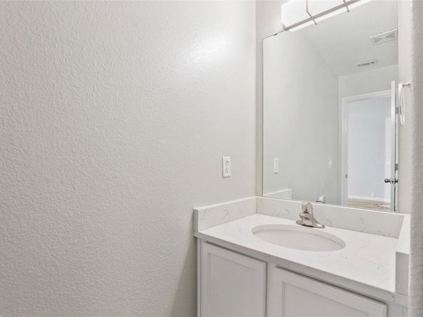 Undisclosed Address #3676305, Round Rock TX 78665