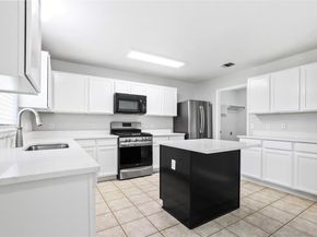 Undisclosed Address #3676305, Round Rock TX 78665