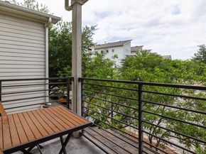 2705 Halcyon DR 7, Austin TX 78702