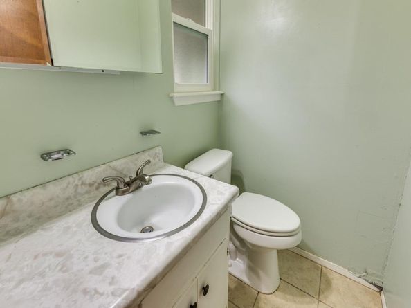 817 Glen Oak DR, Austin TX 78745