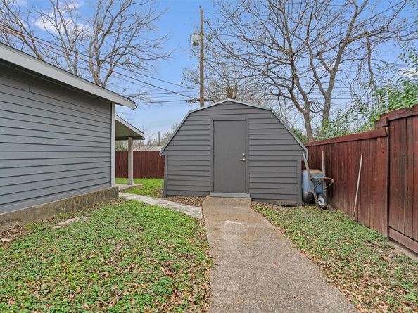 5210 Gladstone DR, Austin TX 78723