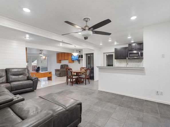 5210 Gladstone DR, Austin TX 78723