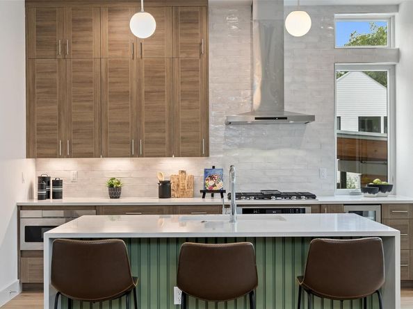 900 S 2nd ST 21, Austin TX 78704