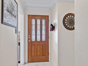 1741 Spyglass DR 2102, Austin TX 78746