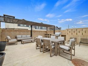 2050 Lohmans Spur RD 101, Lakeway TX 78734