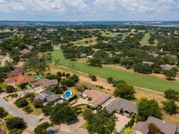 911 Vanguard ST, Lakeway TX 78734