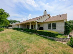 911 Vanguard ST, Lakeway TX 78734