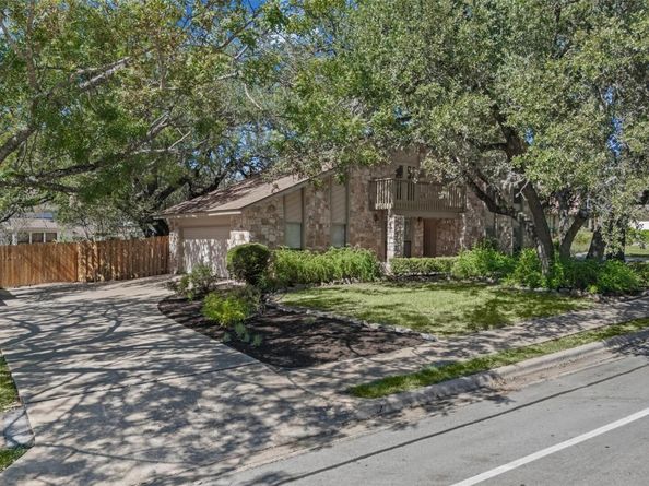 11306 Pickfair DR, Austin TX 78750