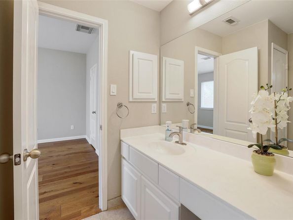 2415 Arbor DR, Round Rock TX 78681