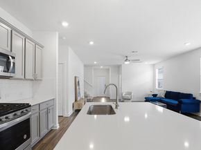 220 Centuryplant RD, Leander TX 78641