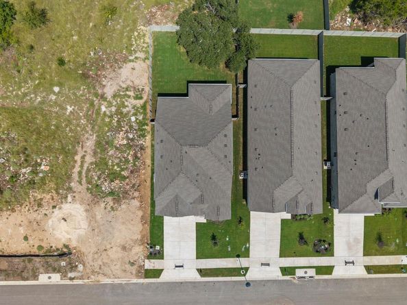413 Hickory Springs TRL, Georgetown TX 78628