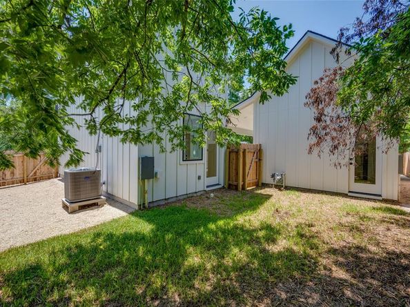 1928 Miles Ave 2, Austin TX 78745