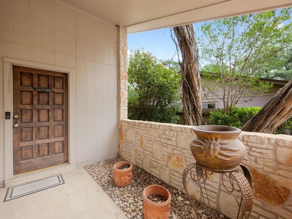 2506 Redleaf LN, Austin TX 78745