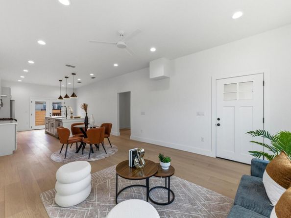 1197 Coleto ST, Austin TX 78702