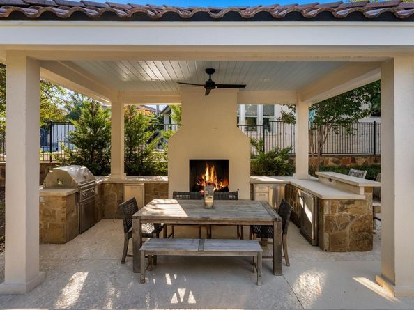 1932 Wimberly LN, Austin TX 78735