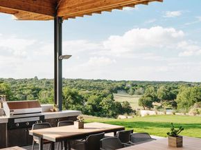 125 Three Oaks LN, Georgetown TX 78628