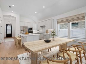 125 Three Oaks LN, Georgetown TX 78628
