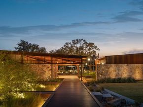 125 Three Oaks LN, Georgetown TX 78628