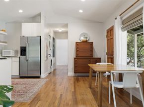 2000 Alegria RD A, Austin TX 78757