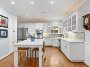 10401 Pinehurst DR, Austin TX 78747