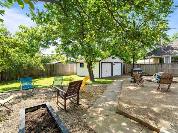 5011 W Frances PL, Austin TX 78731