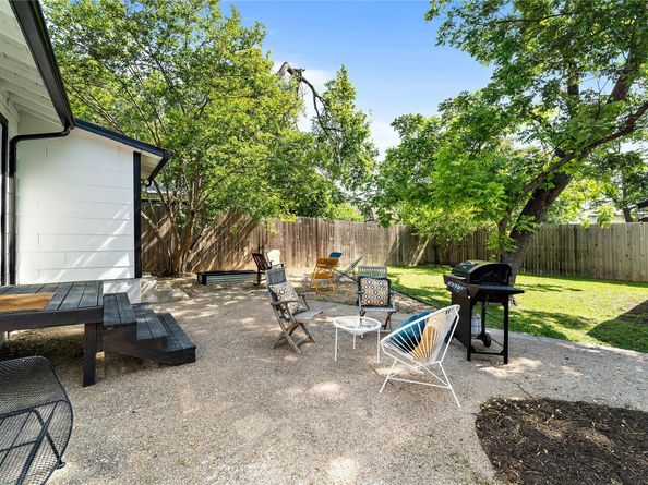 5011 W Frances PL, Austin TX 78731