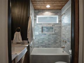 2515 Gonzales ST, Austin TX 78702