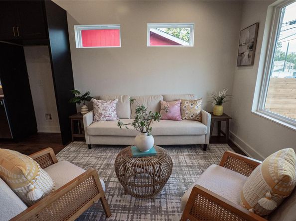 2515 Gonzales ST, Austin TX 78702