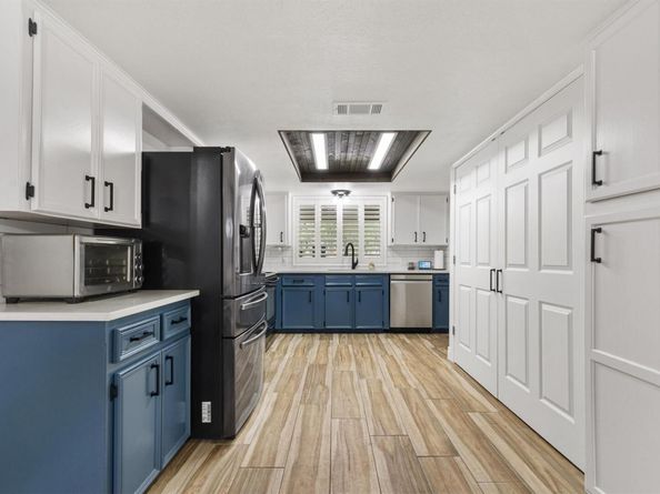 4001 Granada DR, Georgetown TX 78628