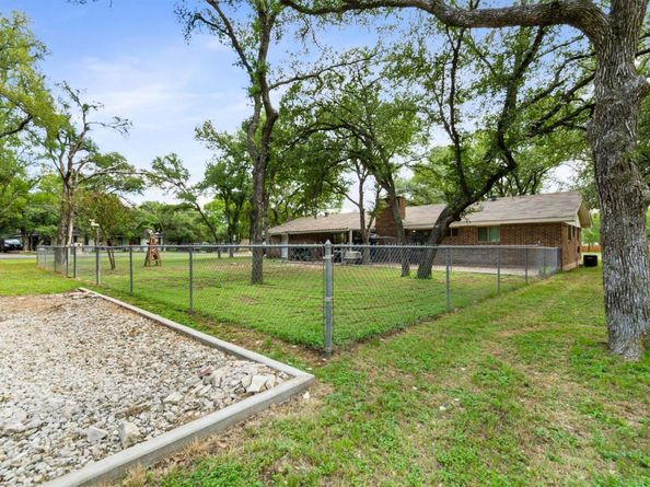 4001 Granada DR, Georgetown TX 78628