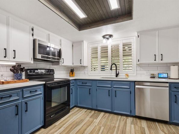 4001 Granada DR, Georgetown TX 78628