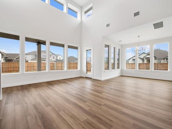 129 Sanco DR, Liberty Hill TX 78642