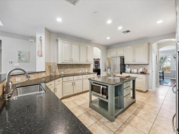 6817 Blissfield DR, Austin TX 78739